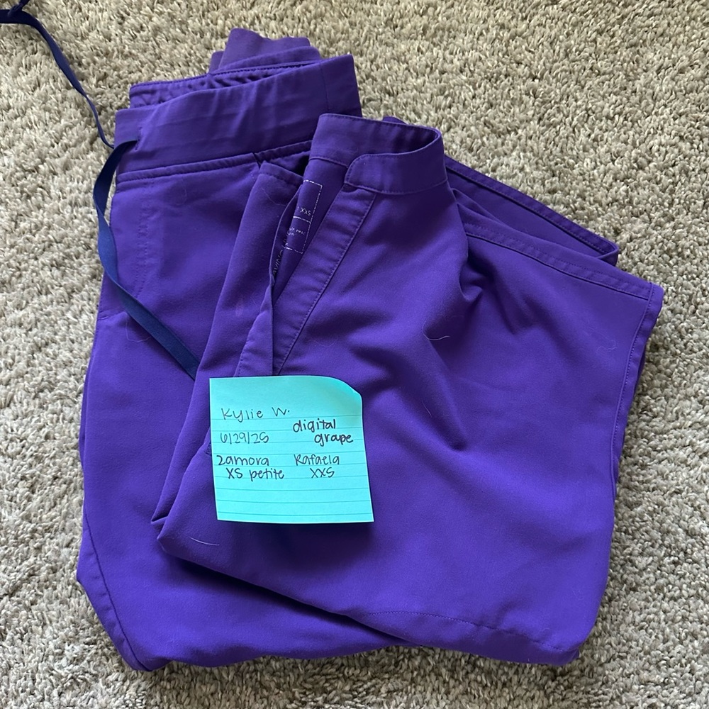 figs purple set